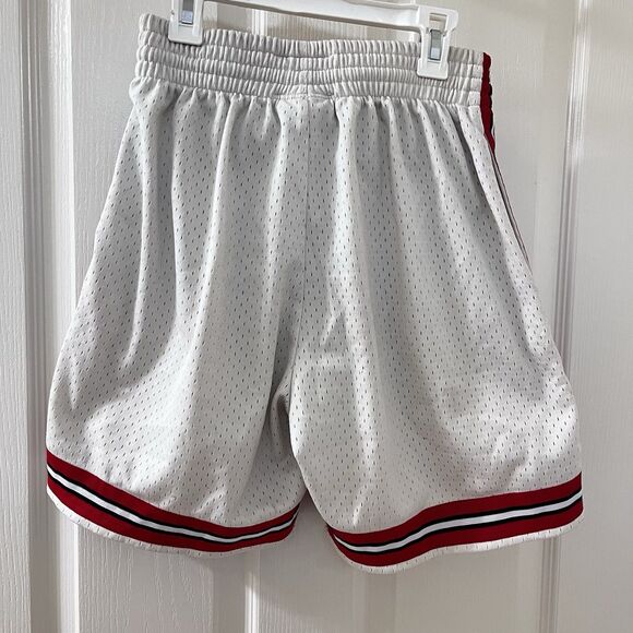 Mitchell & Ness Hardwood Classics Shorts Chicago Bulls NBA Finals 1998 SZ Small - Picture 11 of 16